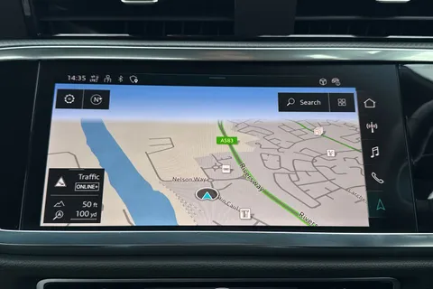 PF72CVS Audi Q3 Technik 35 TFSI  150 PS S tronic Thumbnail #38