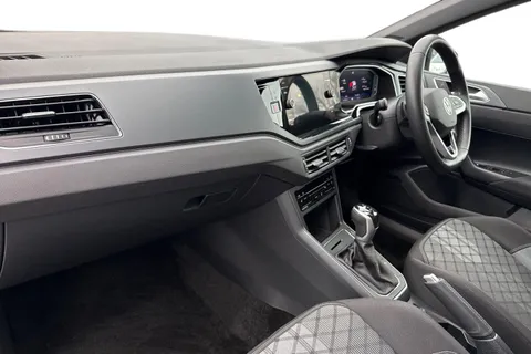 YS25WHP Volkswagen Polo 1.0 TSI 115 Black Edition 5dr DSG, **REAR VIEW CAMERA** Thumbnail #14