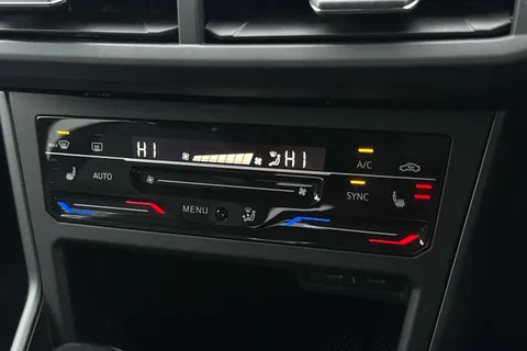 YS25WHP Volkswagen Polo 1.0 TSI 115 Black Edition 5dr DSG, **REAR VIEW CAMERA** Thumbnail #21