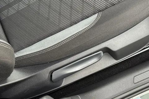 YS25WHP Volkswagen Polo 1.0 TSI 115 Black Edition 5dr DSG, **REAR VIEW CAMERA** Thumbnail #33