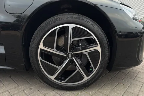  Audi e-tron GT 105kWh Auto quattro 4dr Thumbnail #7