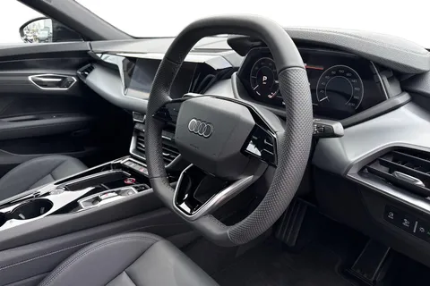  Audi e-tron GT 105kWh Auto quattro 4dr Thumbnail #8