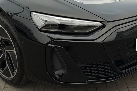  Audi e-tron GT 105kWh Auto quattro 4dr Thumbnail #17