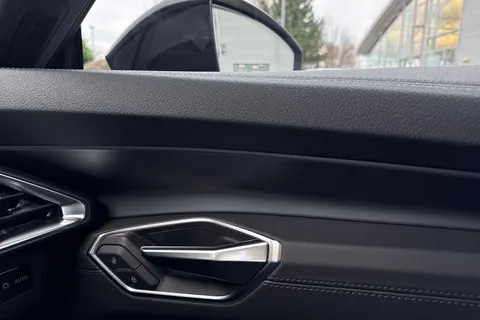  Audi e-tron GT 105kWh Auto quattro 4dr Thumbnail #18