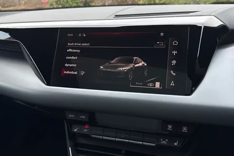  Audi e-tron GT 105kWh Auto quattro 4dr Thumbnail #33