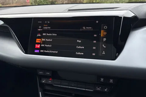  Audi e-tron GT 105kWh Auto quattro 4dr Thumbnail #39