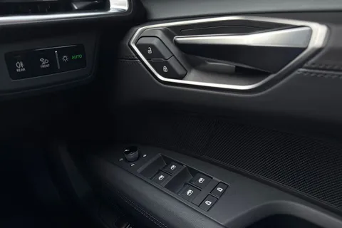  Audi e-tron GT 105kWh Auto quattro 4dr Thumbnail #49