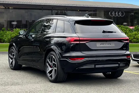  Audi Q6 E-Tron 100kWh Edition 1 Auto quattro 5dr Thumbnail #3