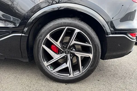  Audi Q6 E-Tron 100kWh Edition 1 Auto quattro 5dr Thumbnail #13