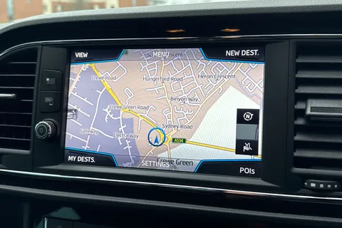 EY67NKA SEAT Leon 1.4 EcoTSI 150 FR Technology 5dr DSG Thumbnail #17