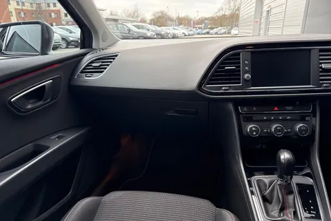 EY67NKA SEAT Leon 1.4 EcoTSI 150 FR Technology 5dr DSG Thumbnail #20