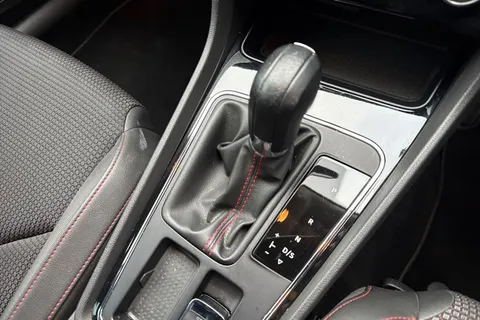 EY67NKA SEAT Leon 1.4 EcoTSI 150 FR Technology 5dr DSG Thumbnail #23