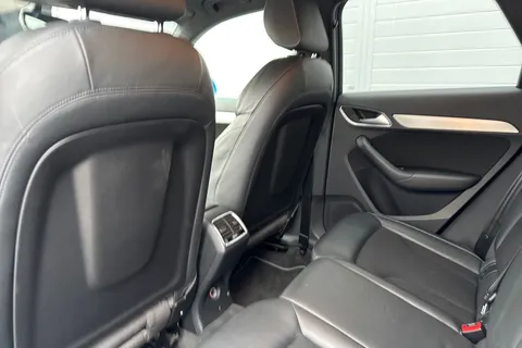 PE18UFH Audi Q3 2.0 TDI S line Edition Euro 6 (s/s) 5dr Thumbnail #37