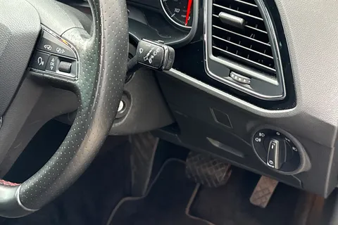 EY67NKA SEAT Leon 1.4 EcoTSI 150 FR Technology 5dr DSG Thumbnail #42