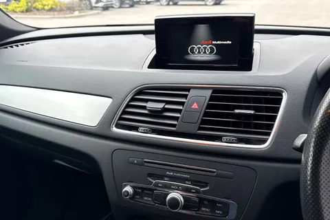 PE18UFH Audi Q3 2.0 TDI S line Edition Euro 6 (s/s) 5dr Thumbnail #45