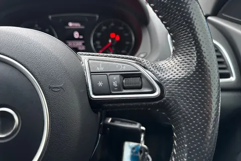 PE18UFH Audi Q3 2.0 TDI S line Edition Euro 6 (s/s) 5dr Thumbnail #54