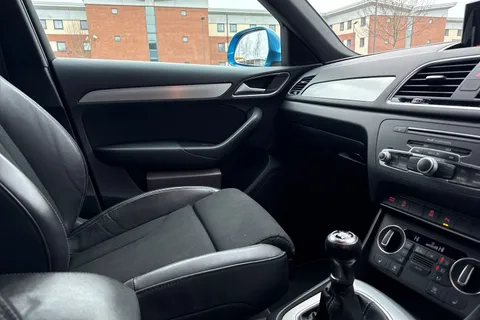 PE18UFH Audi Q3 2.0 TDI S line Edition Euro 6 (s/s) 5dr Thumbnail #59