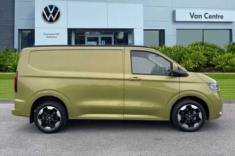 DC75CZM Volkswagen Transporter T28 Panel Van Commerce Pro SWB 150 PS 2.0 TDI 8sp Automatic - 19' Alloys Thumbnail #3