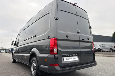 DC75AVO Volkswagen Crafter CR35 Panel van Commerce Plus LWB 140 PS 2.0 TDI 6sp Manual FWD - MY25/Rear Thumbnail #7