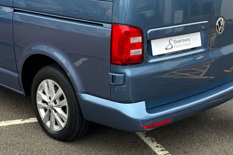 BV67FWR Volkswagen Transporter 2.0 TDI BMT 102 Highline 4 Berth Camper Conversion Euro 6 Thumbnail #7