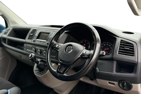 BV67FWR Volkswagen Transporter 2.0 TDI BMT 102 Highline 4 Berth Camper Conversion Euro 6 Thumbnail #13