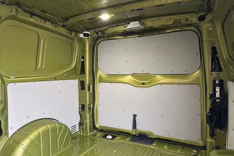 DC75CZM Volkswagen Transporter T28 Panel Van Commerce Pro SWB 150 PS 2.0 TDI 8sp Automatic - 19' Alloys Thumbnail #18