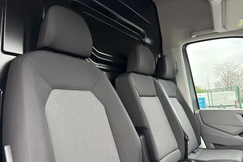DC75AVO Volkswagen Crafter CR35 Panel van Commerce Plus LWB 140 PS 2.0 TDI 6sp Manual FWD - MY25/Rear Thumbnail #23