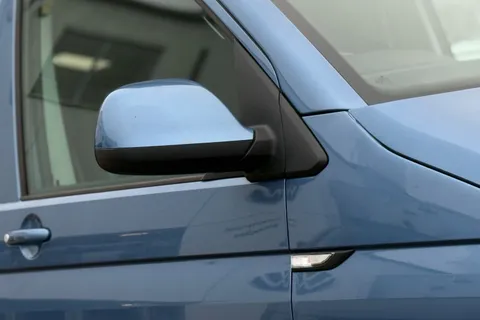 BV67FWR Volkswagen Transporter 2.0 TDI BMT 102 Highline 4 Berth Camper Conversion Euro 6 Thumbnail #26