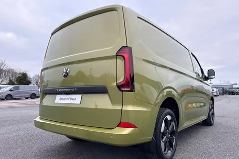 DC75CZM Volkswagen Transporter T28 Panel Van Commerce Pro SWB 150 PS 2.0 TDI 8sp Automatic - 19' Alloys Thumbnail #29