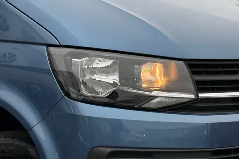 BV67FWR Volkswagen Transporter 2.0 TDI BMT 102 Highline 4 Berth Camper Conversion Euro 6 Thumbnail #27