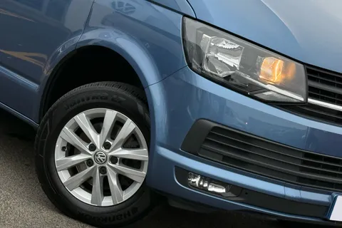 BV67FWR Volkswagen Transporter 2.0 TDI BMT 102 Highline 4 Berth Camper Conversion Euro 6 Thumbnail #29