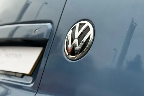 BV67FWR Volkswagen Transporter 2.0 TDI BMT 102 Highline 4 Berth Camper Conversion Euro 6 Thumbnail #35