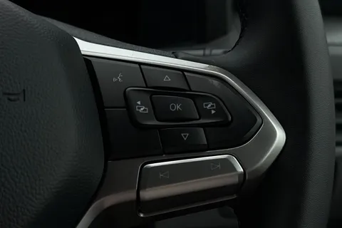 DC75CZM Volkswagen Transporter T28 Panel Van Commerce Pro SWB 150 PS 2.0 TDI 8sp Automatic - 19' Alloys Thumbnail #39