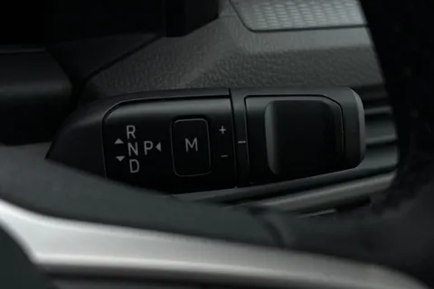 DC75CZM Volkswagen Transporter T28 Panel Van Commerce Pro SWB 150 PS 2.0 TDI 8sp Automatic - 19' Alloys Thumbnail #40