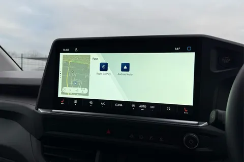 DC75CZM Volkswagen Transporter T28 Panel Van Commerce Pro SWB 150 PS 2.0 TDI 8sp Automatic - 19' Alloys Thumbnail #45