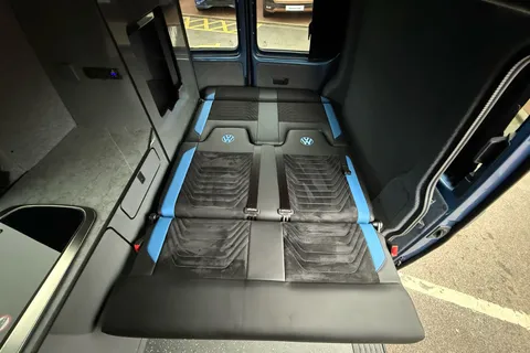 BV67FWR Volkswagen Transporter 2.0 TDI BMT 102 Highline 4 Berth Camper Conversion Euro 6 Thumbnail #48