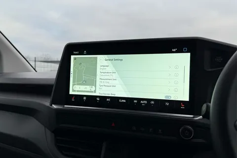 DC75CZM Volkswagen Transporter T28 Panel Van Commerce Pro SWB 150 PS 2.0 TDI 8sp Automatic - 19' Alloys Thumbnail #53