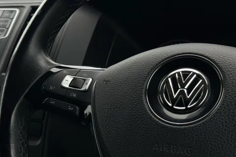 BV67FWR Volkswagen Transporter 2.0 TDI BMT 102 Highline 4 Berth Camper Conversion Euro 6 Thumbnail #52