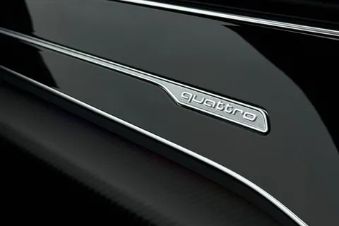  Audi RS Q8 4.0 TFSI V8 Performance Carbon Vorsprung Tiptronic quattro Euro 6 (s/s) 5dr Thumbnail #45