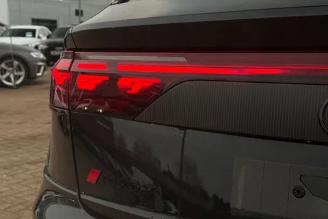  Audi RS Q8 4.0 TFSI V8 Performance Carbon Vorsprung Tiptronic quattro Euro 6 (s/s) 5dr Thumbnail #51