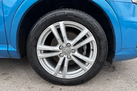 11 of 62 for Audi Q3 2.0 TDI S line Edition Euro 6 (s/s) 5dr