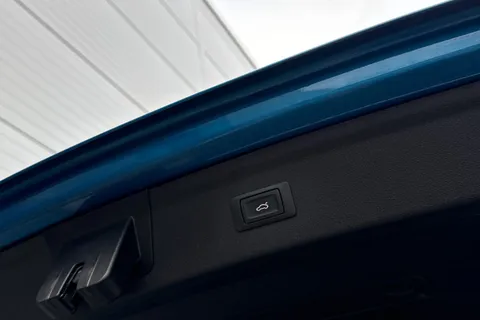 25 of 62 for Audi Q3 2.0 TDI S line Edition Euro 6 (s/s) 5dr