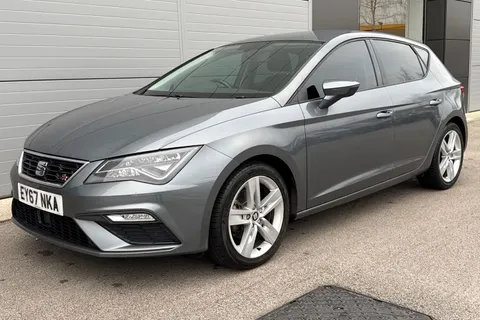 EY67NKA SEAT Leon 1.4 EcoTSI FR Technology DSG Euro 6 (s/s) 5dr Thumbnail #35