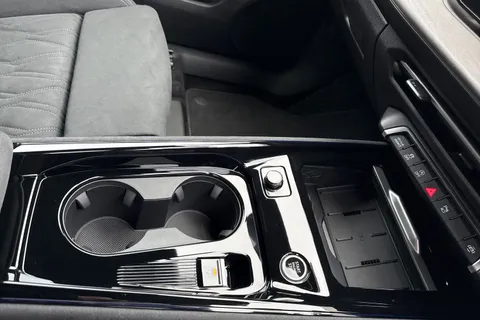  Audi Q3 1.5 TFSI Edition 1 S Tronic Euro 6 (s/s) 5dr Thumbnail #23