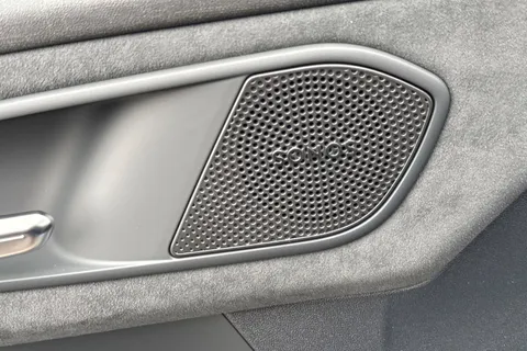  Audi Q3 1.5 TFSI Edition 1 S Tronic Euro 6 (s/s) 5dr Thumbnail #25