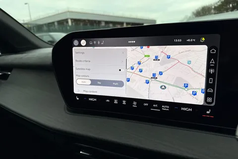  Audi Q3 1.5 TFSI Edition 1 S Tronic Euro 6 (s/s) 5dr Thumbnail #36