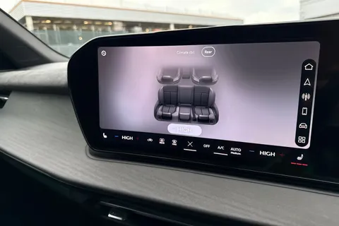  Audi Q3 1.5 TFSI Edition 1 S Tronic Euro 6 (s/s) 5dr Thumbnail #49