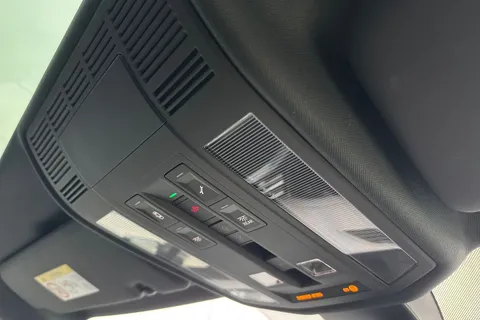 YN75WJU Volkswagen Touareg 3.0 V6 TDI 4Motion 286 Black Edition 5dr Tip Auto, *TOW BAR, ALL WHEEL STEE Thumbnail #38