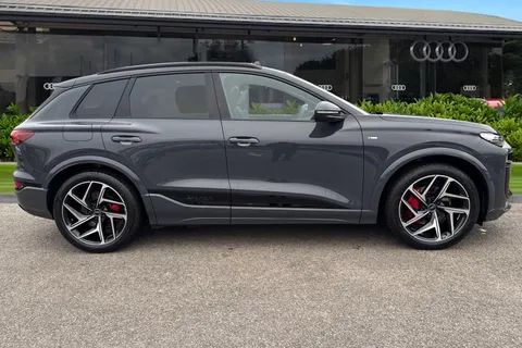  Audi Q6 E-Tron 100kWh Edition 1 Auto quattro 5dr Thumbnail #4