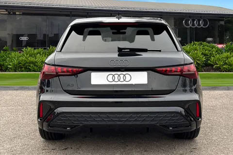  Audi A3 1.5 TFSI 150 Black Edition 5dr S Tronic Thumbnail #4